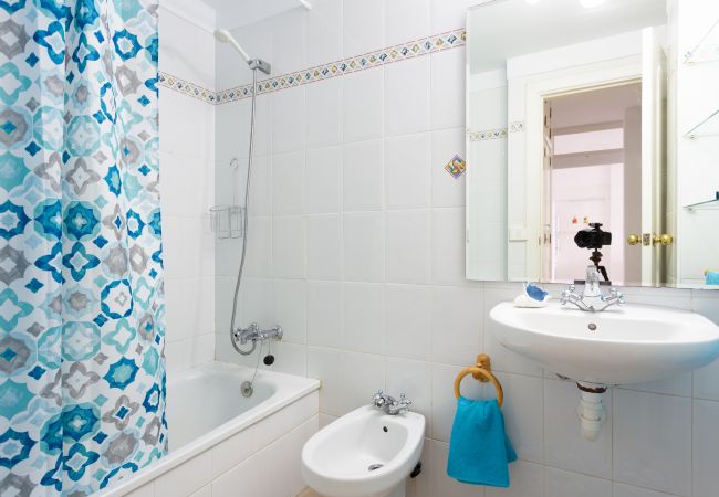 Apartamento en Bajamar - Frontline Bajamar with pool and gym Apartamento en Bajamar - Frontline Bajamar with pool and gym