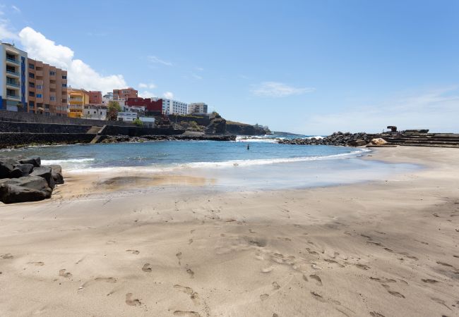 Apartamento en Bajamar - Frontline Bajamar with pool and gym Apartamento en Bajamar - Frontline Bajamar with pool and gym