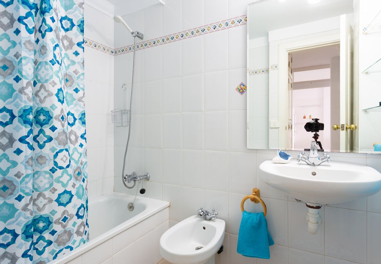 Apartamento en Bajamar - Frontline Bajamar with pool and gym Apartamento en Bajamar - Frontline Bajamar with pool and gym