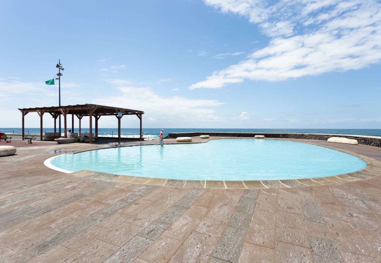 Apartamento en Bajamar - Frontline Bajamar with pool and gym Apartamento en Bajamar - Frontline Bajamar with pool and gym