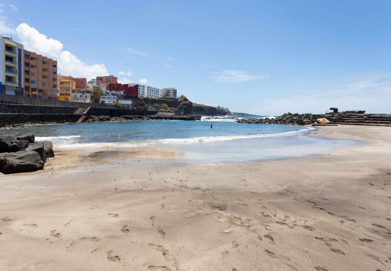 Apartamento en Bajamar - Frontline Bajamar with pool and gym Apartamento en Bajamar - Frontline Bajamar with pool and gym