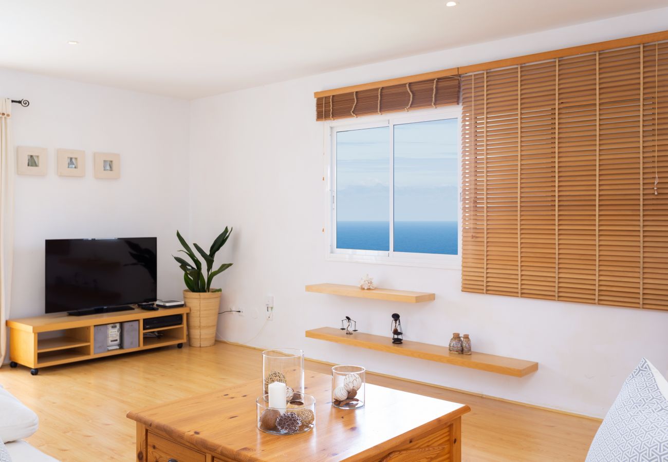 Casa adosada en Santa Cruz de Tenerife - Duplex Acorán with pool and sea view Casa adosada en Santa Cruz de Tenerife - Duplex Acorán with pool and sea view