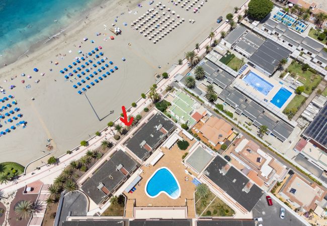 Apartamento en Los Cristianos - Frontline Playa las Vistas with pool, parking, sea Apartamento en Los Cristianos - Frontline Playa las Vistas with pool, parking, sea