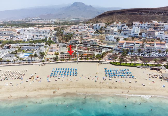 Apartamento en Los Cristianos - Frontline Playa las Vistas with pool, parking, sea Apartamento en Los Cristianos - Frontline Playa las Vistas with pool, parking, sea