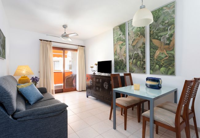 Apartamento en Los Cristianos - Close to Playa las Vistas with pool and parking Apartamento en Los Cristianos - Close to Playa las Vistas with pool and parking