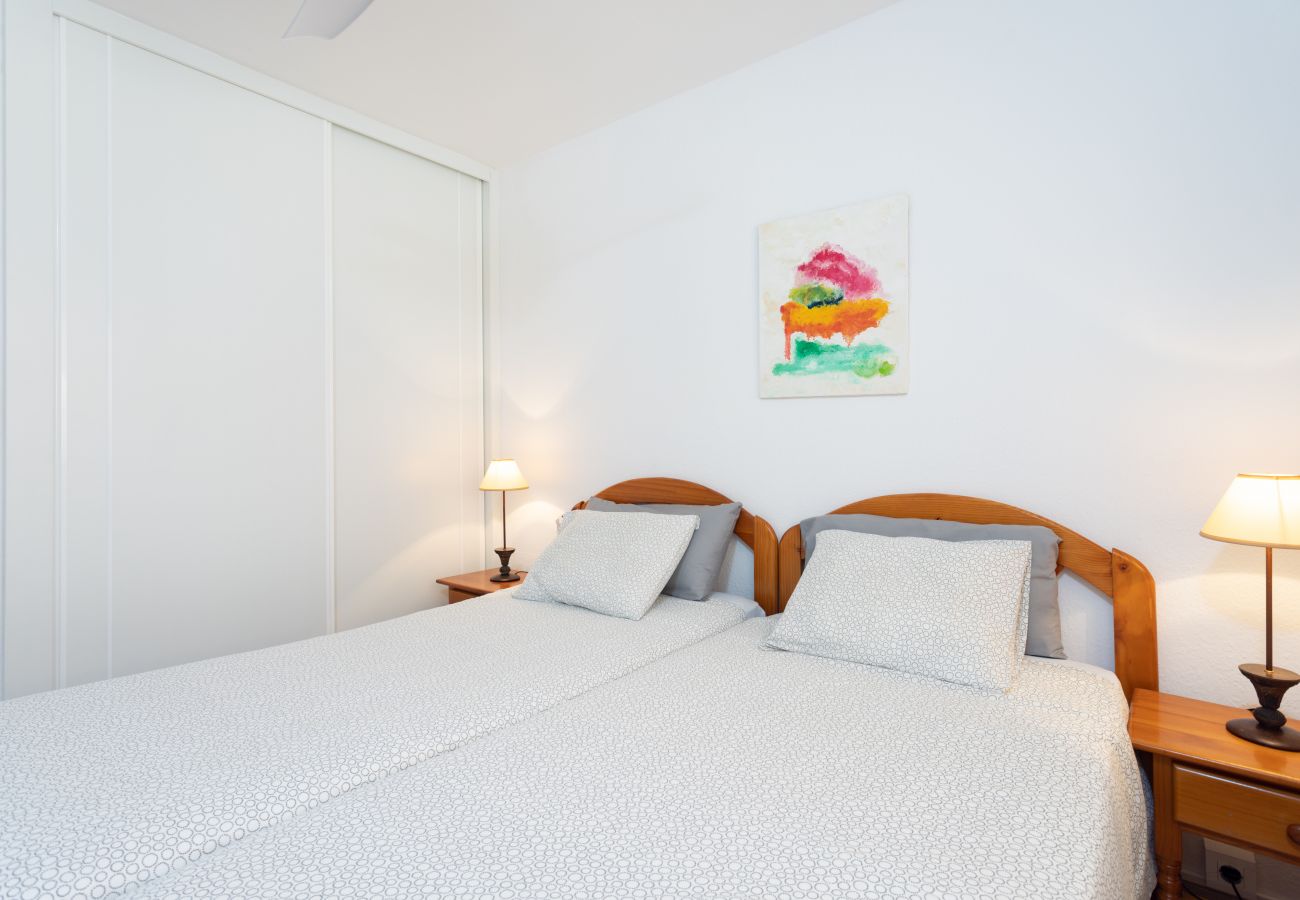 Apartamento en Los Cristianos - Close to Playa las Vistas with pool and parking Apartamento en Los Cristianos - Close to Playa las Vistas with pool and parking