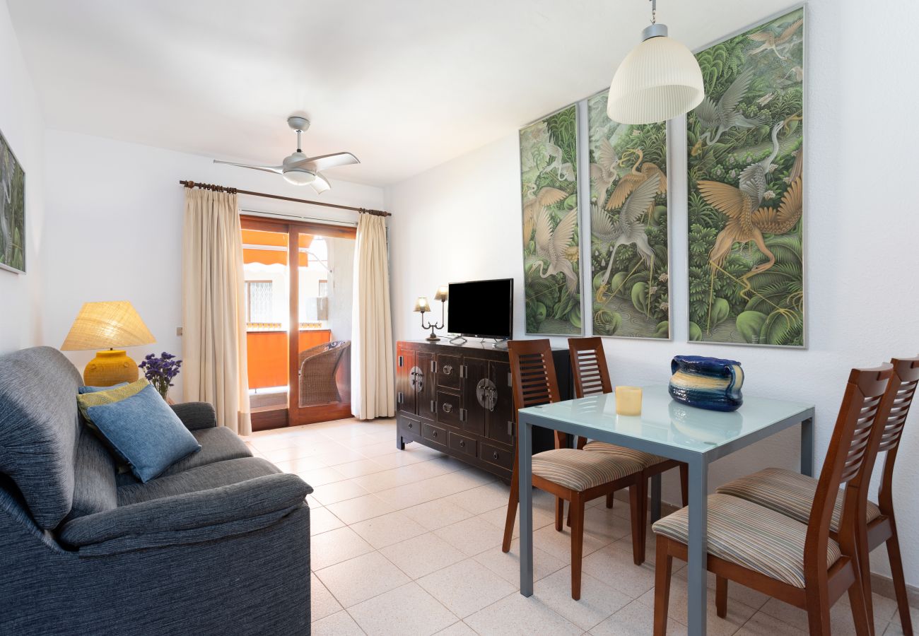 Apartamento en Los Cristianos - Close to Playa las Vistas with pool and parking Apartamento en Los Cristianos - Close to Playa las Vistas with pool and parking