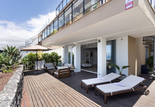 Casa en Costa Adeje - Casa Uamisun with seaview & pool