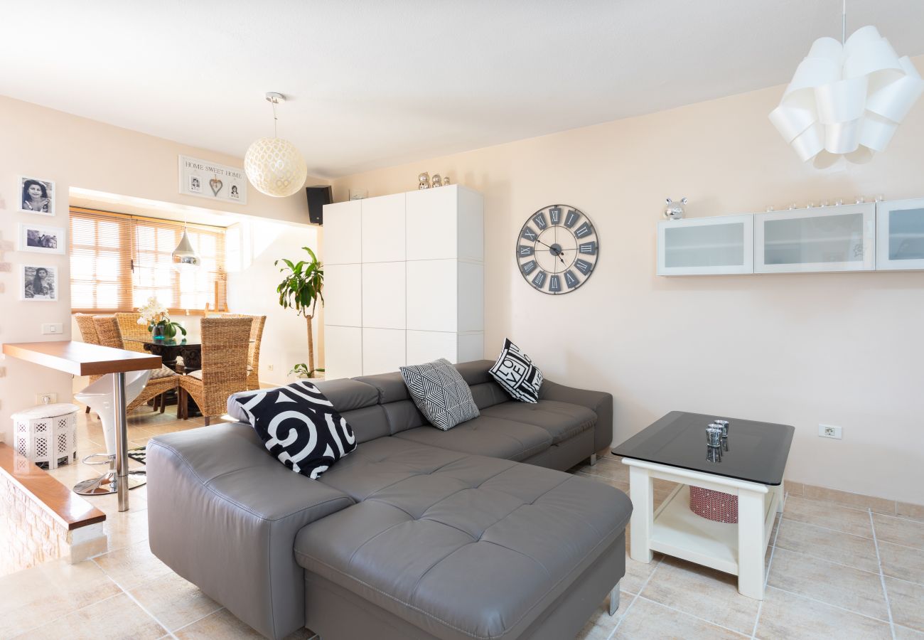 Doppelhaushälfte in Adeje - Duplex Charco del Valle with Sea View Doppelhaushälfte in Adeje - Duplex Charco del Valle with Sea View