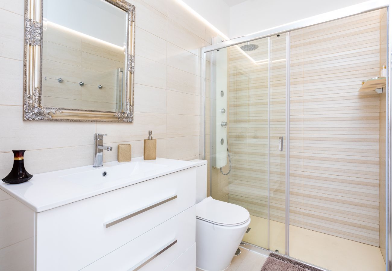 Doppelhaushälfte in Adeje - Duplex Charco del Valle with Sea View Doppelhaushälfte in Adeje - Duplex Charco del Valle with Sea View