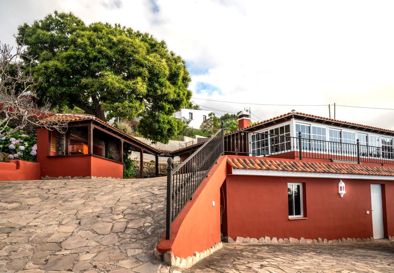 Country house in Icod de los Vinos - Finca La Chamusca Country house in Icod de los Vinos - Finca La Chamusca