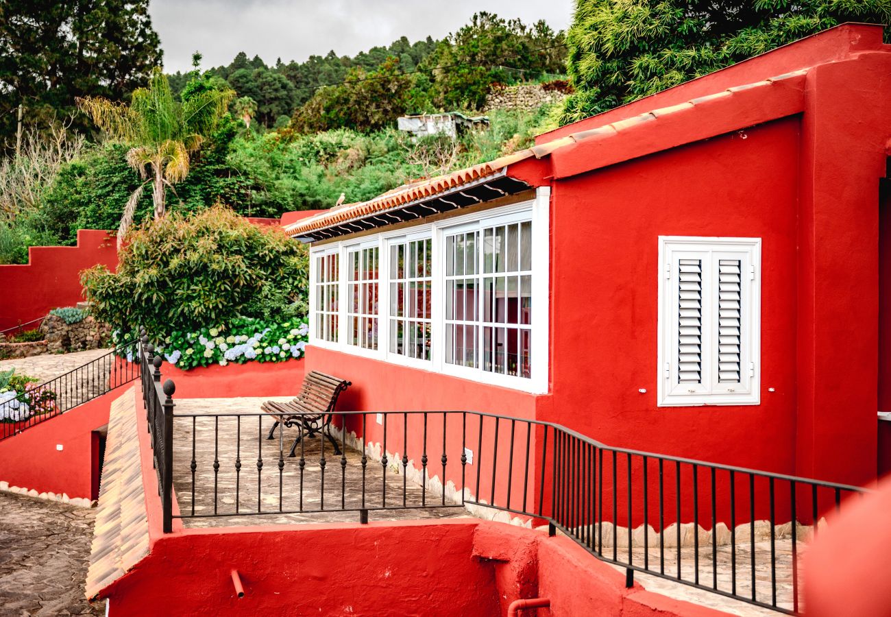 Country house in Icod de los Vinos - Finca La Chamusca Country house in Icod de los Vinos - Finca La Chamusca