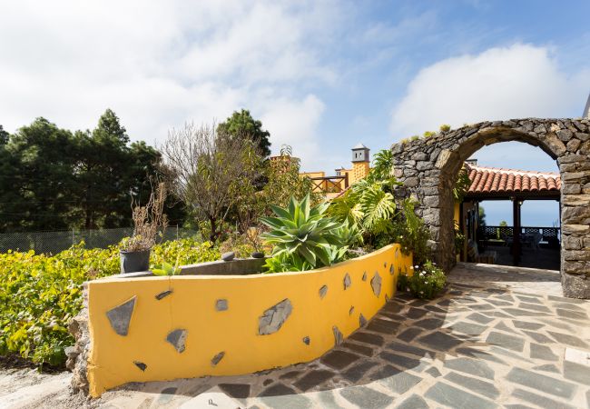 Country house in Icod de los Vinos - Finca Casa Yaya Country house in Icod de los Vinos - Finca Casa Yaya