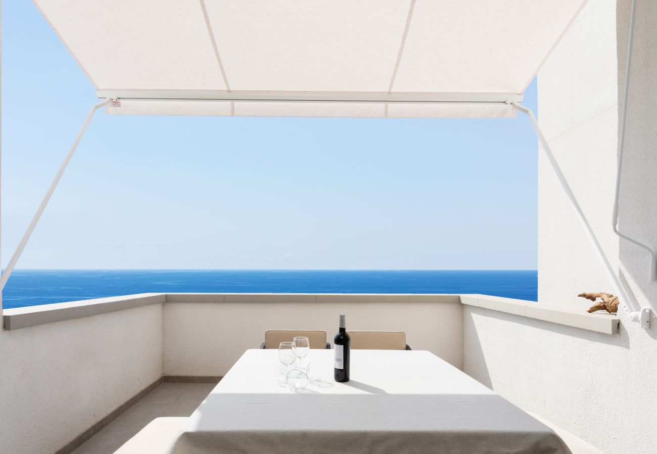 Apartment in Santa Cruz de Tenerife - Little Beach Paradise Las Gaviotas