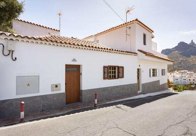 Studio in Tejeda - Casa Maria with Roque Nublo view Studio in Tejeda - Casa Maria with Roque Nublo view